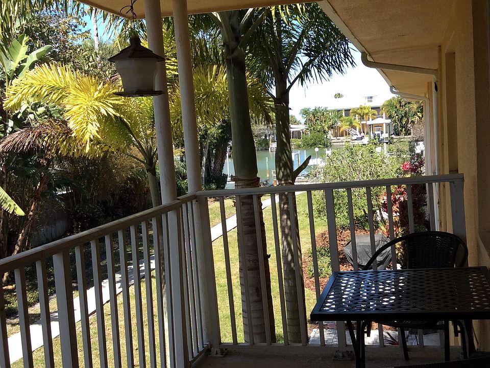 Large Balcony with water view