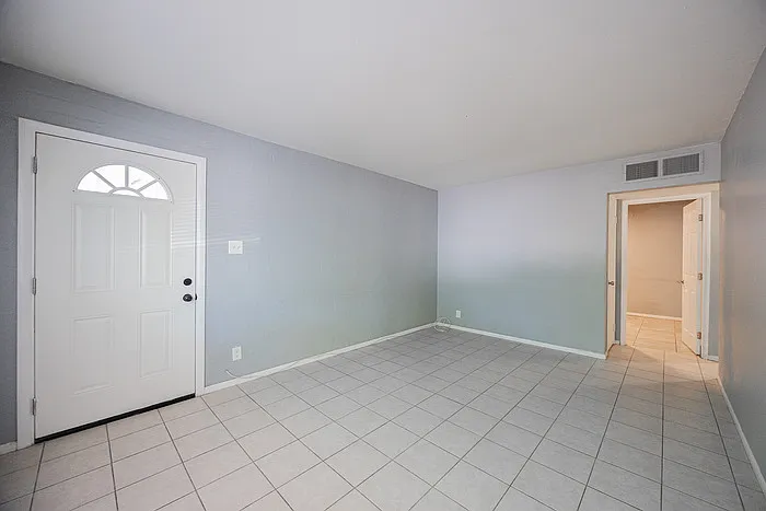 1721 E Sheridan St #D — Photo 5
