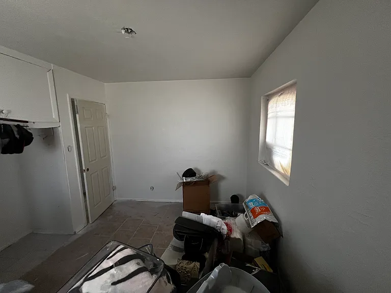 1030 Joy Ln — Photo 24