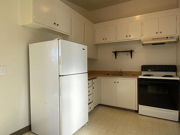3rd image of 610 Alpha Ct APT C