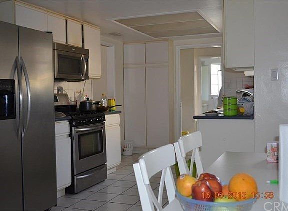 5th image of 148 Coral View St