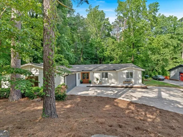 4492 Riverwood Cir, Decatur, GA 30035