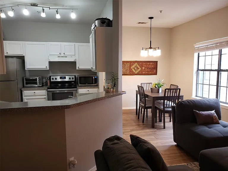 2825 Reagan St #D — Photo 1