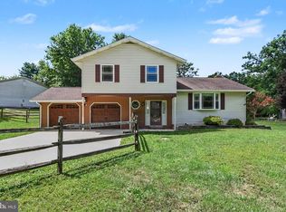 1142 Petersburg Rd, Boiling Springs, PA 17007