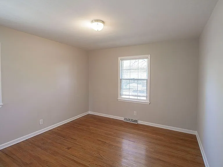 2207 Bushnell Dr — Photo 21