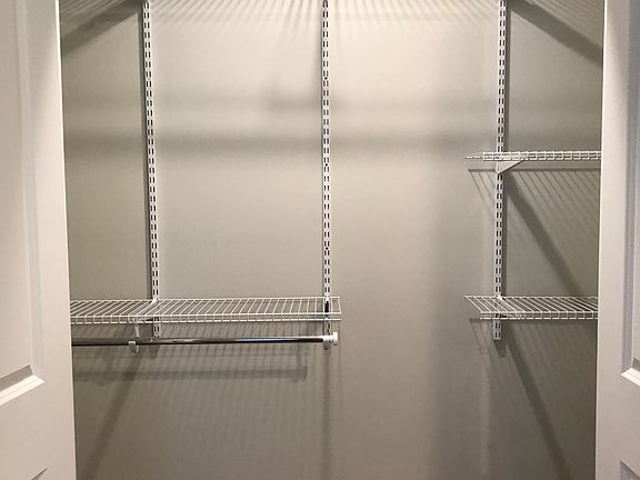 2nd bedroom closet - lots of storage
