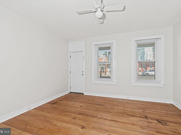 5th image of 1828 W 4th St