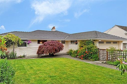2nd image of 1230 NW Woodbine Way