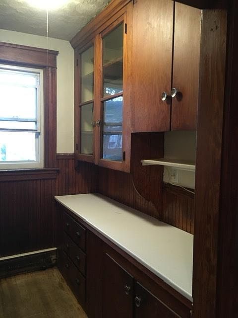 1st image of 169 Jewett St Floor 2