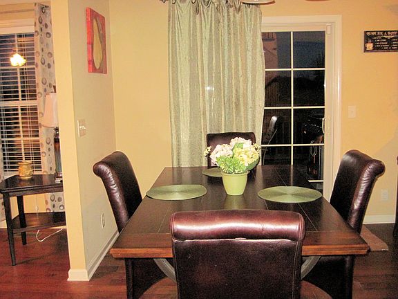 3rd image of 495 Winding Bluff Way