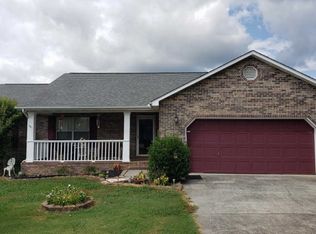 4013 Arnhem Cir, Maryville, TN 37801