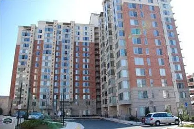 1 bed, 726 sqft, $1,998 — Photo 1