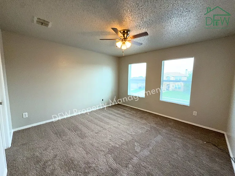 3952 Golden Horn Ln — Photo 9