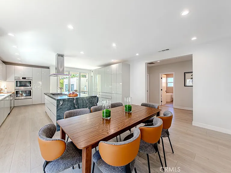 507 N Formosa Ave — Photo 3