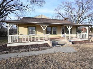 9570 Buena Vista Rd, Dearborn, MO 64439