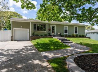126 N Bicycle Path, Selden, NY 11784