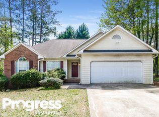15 Station Ct, Stockbridge, GA 30281
