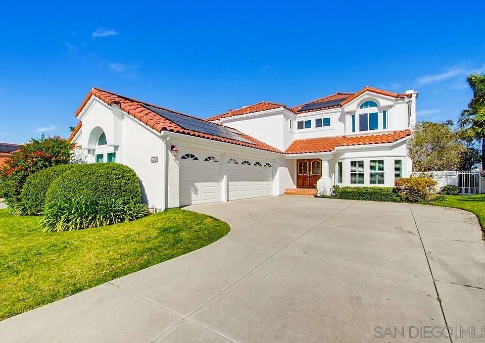 1st image of 12316 Avenida Consentido