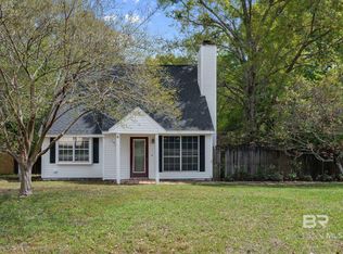 19331 Oak Hillcrest Dr, Robertsdale, AL 36567