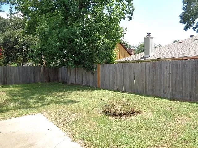 1227 Strawberry Park Ln — Photo 22