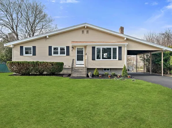 51 Grove St, Randolph, MA 02368