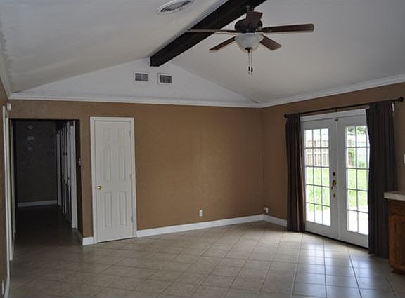 5th image of 7785 Laurie Ln