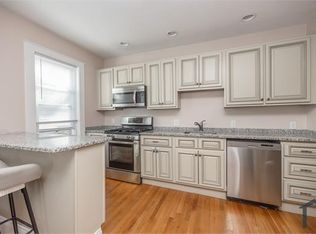 43 Savin Ave FLOOR 2, Norwood, MA 02062