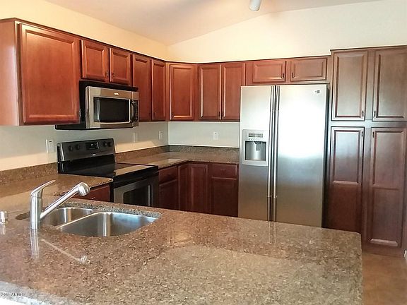 5th image of 2854 E Saguaro Park Ln