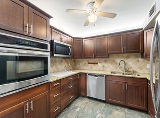 202 Wellington Dr E #A, West Palm Beach, FL 33417
