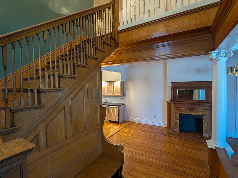 541 University Ave #1 — Photo 10