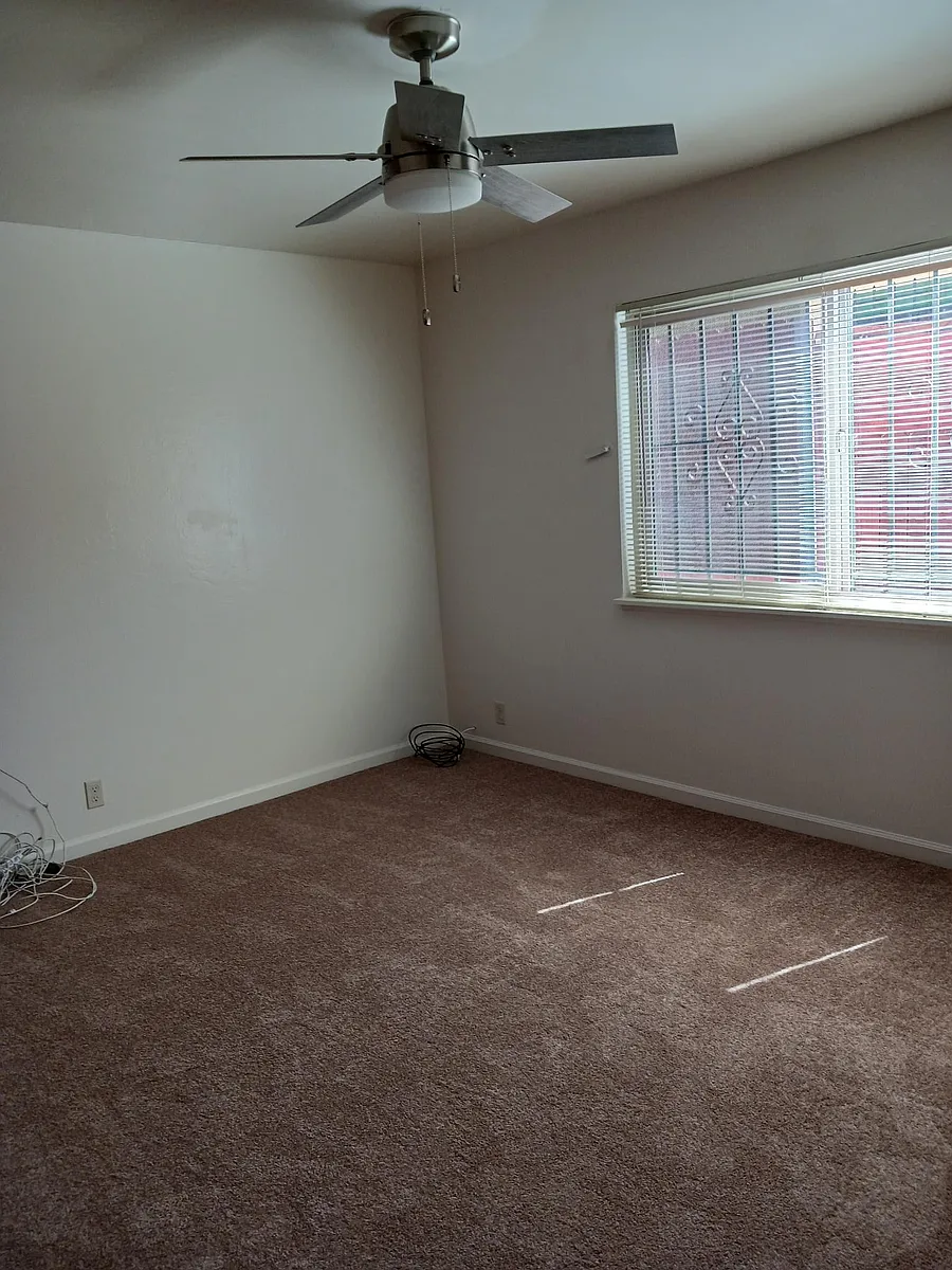 This is a bedroom. - 3567 Davis St