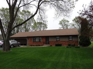 N8128 Terrace Rd, Holmen, WI 54636