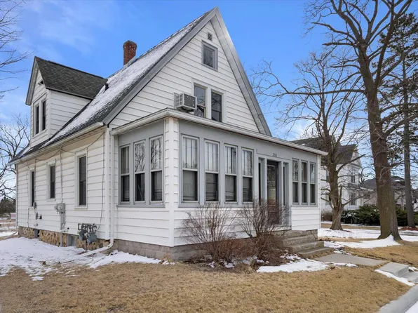238 North Fond du Lac AVENUE, Campbellsport, WI 53010