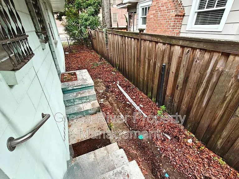 1654 Talbot Ave — Photo 28