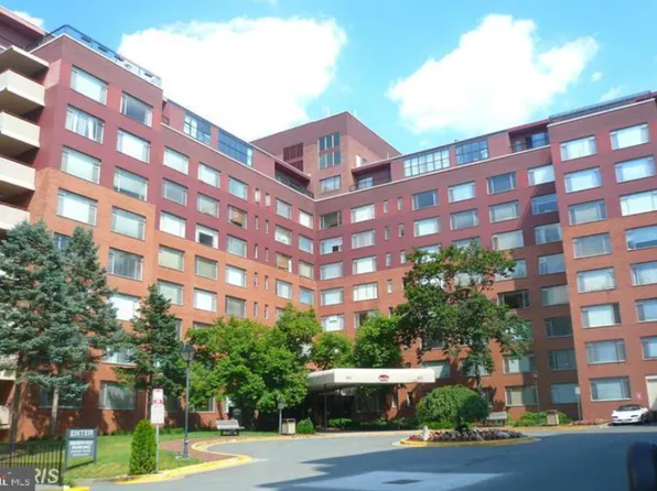 1021 Arlington Blvd #748E, Arlington, VA 22209