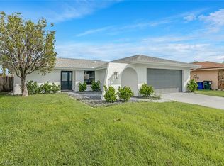 9730 Deerfoot Dr, Fort Myers, FL 33919