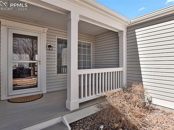 3rd image of 6763 Summer Grace St