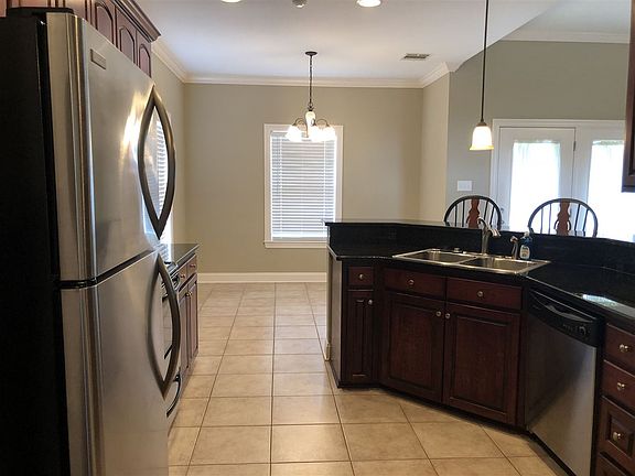 3rd image of 314 Sugarwood Blvd