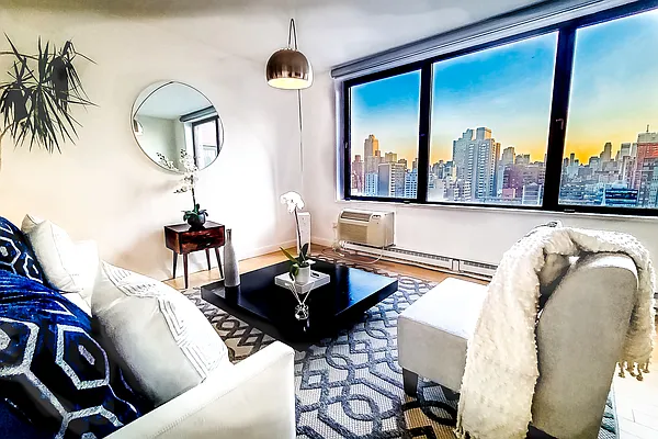 Rented by Corcoran | media 32