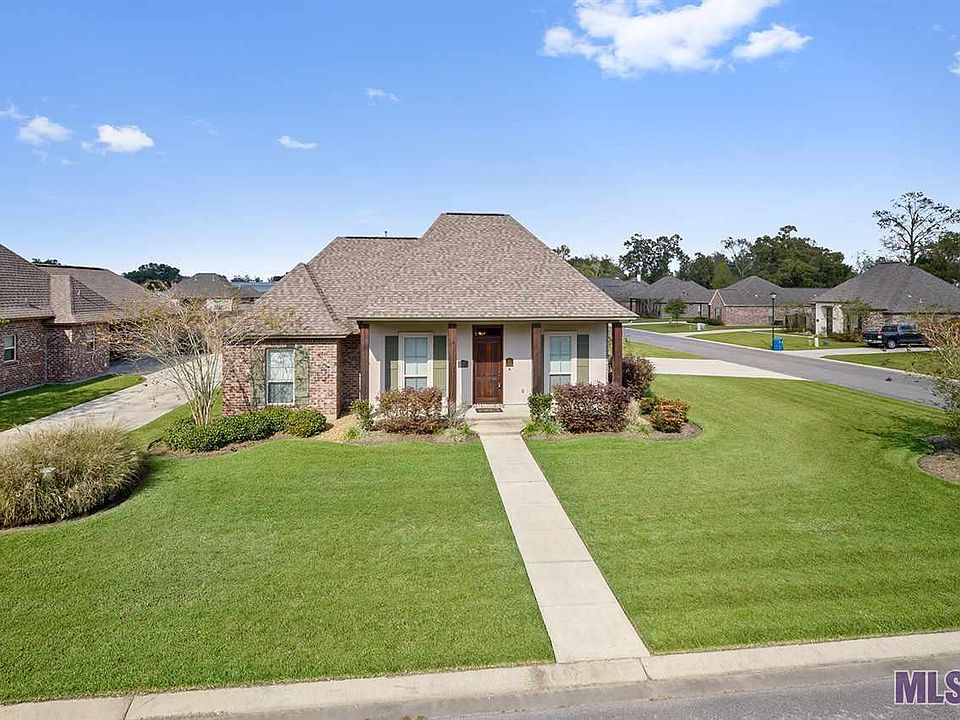 1st image of 39073 Driftwood Lake Dr