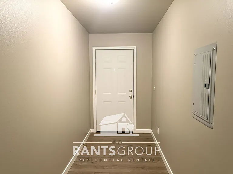 Bedrock Apartments — Photo 17