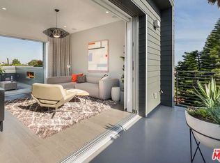8109 W Romaine St, Los Angeles, CA 90046