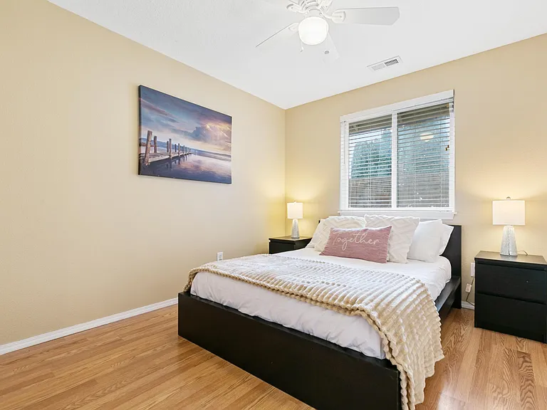 1207 NE 166th Ave — Photo 18