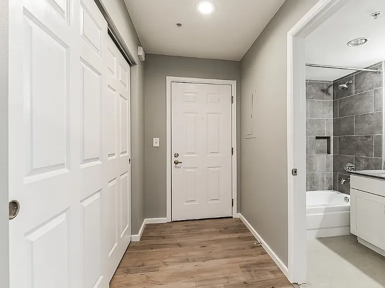 3028 Western Ave #308 — Photo 8