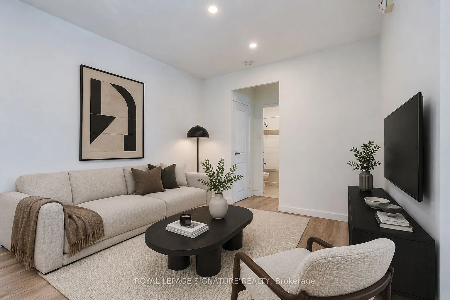 2 bed, $2,450 — Photo 1
