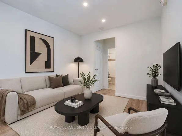 33 Gamble Ave #107, Toronto, ON M4K 2H4