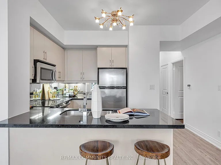 50 Absolute Ave #1905 — Photo 9
