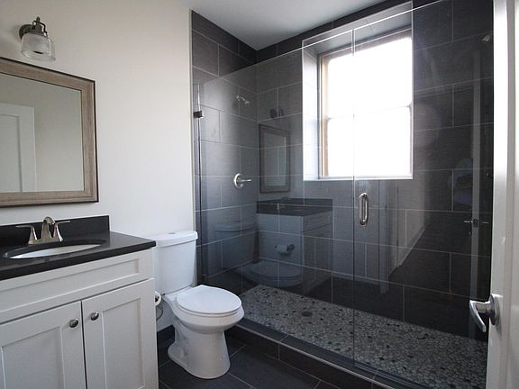 3rd image of 1501 Vine St #301