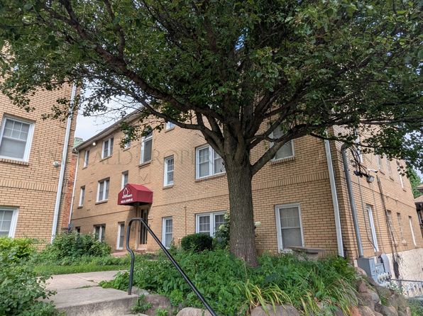 1422 E State St #3
