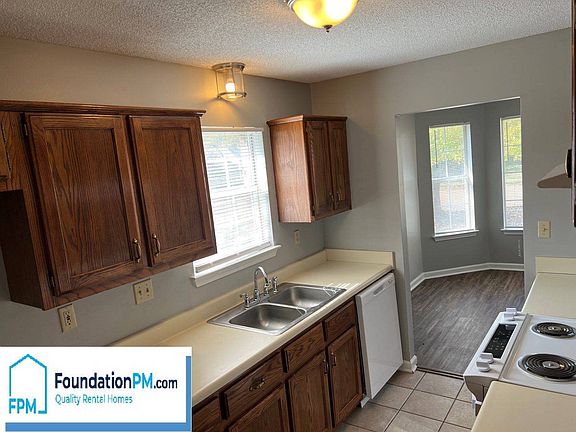 5th image of 1820 Black Bear Cir E